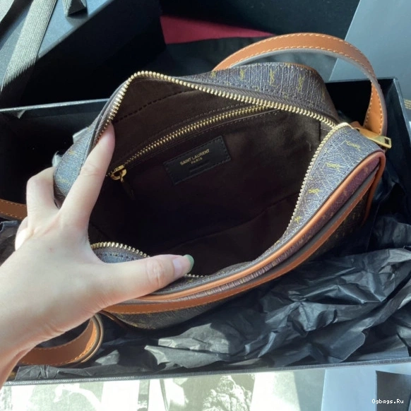 LE BAG MONOGRAMME YSL CAMERA 0719